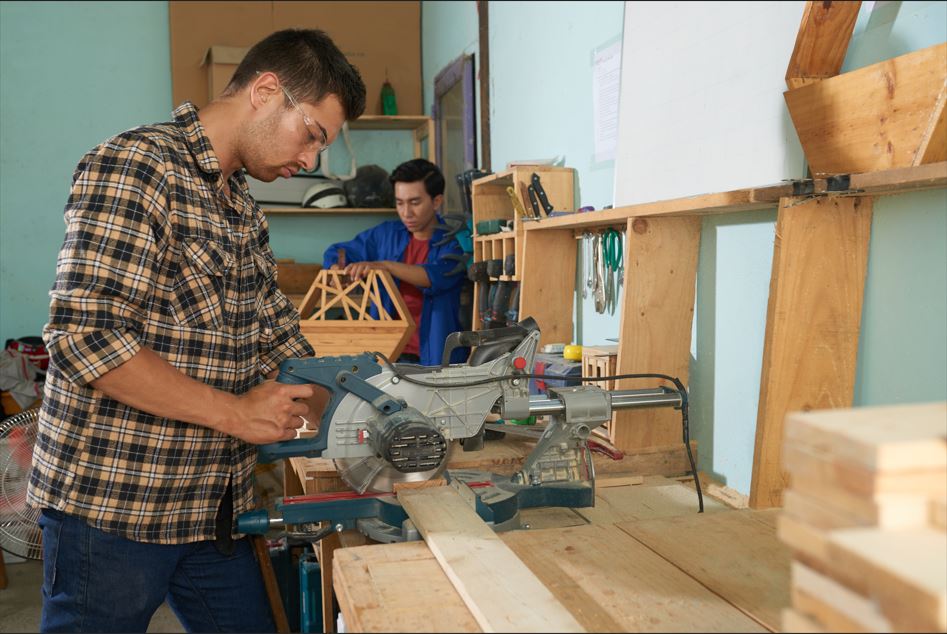 Carpenter Suppliers in Abu Dhabi
